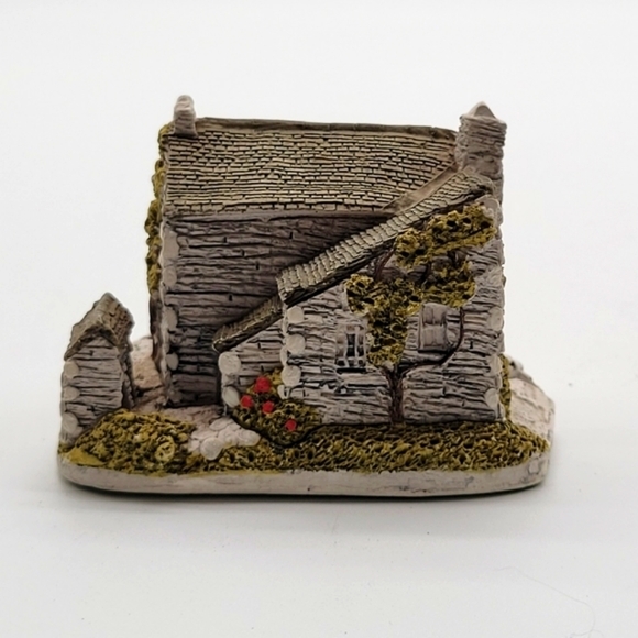 Lilliput Lane Sawrey Gill 1985-92 England Collection‎ - Picture 3 of 8